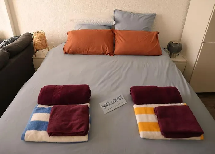 Amazing Cosy Studio With Ocean View & Pool